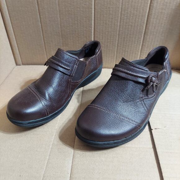 Clarks Women's US 9 M Cheyn Madi Brown Tumbled Leather Slip On Loafers Shoes EUC - Picture 1 of 9